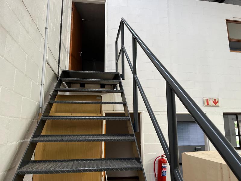 To Let Commercial Property for Rent in Montague Gardens Western Cape